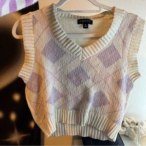 Cozy vest 💜✨